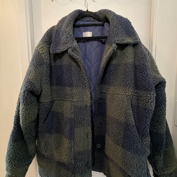 Ardene Jackets & Blazers - Ardene Dark Green & Black Sherpa Button-Up Coat